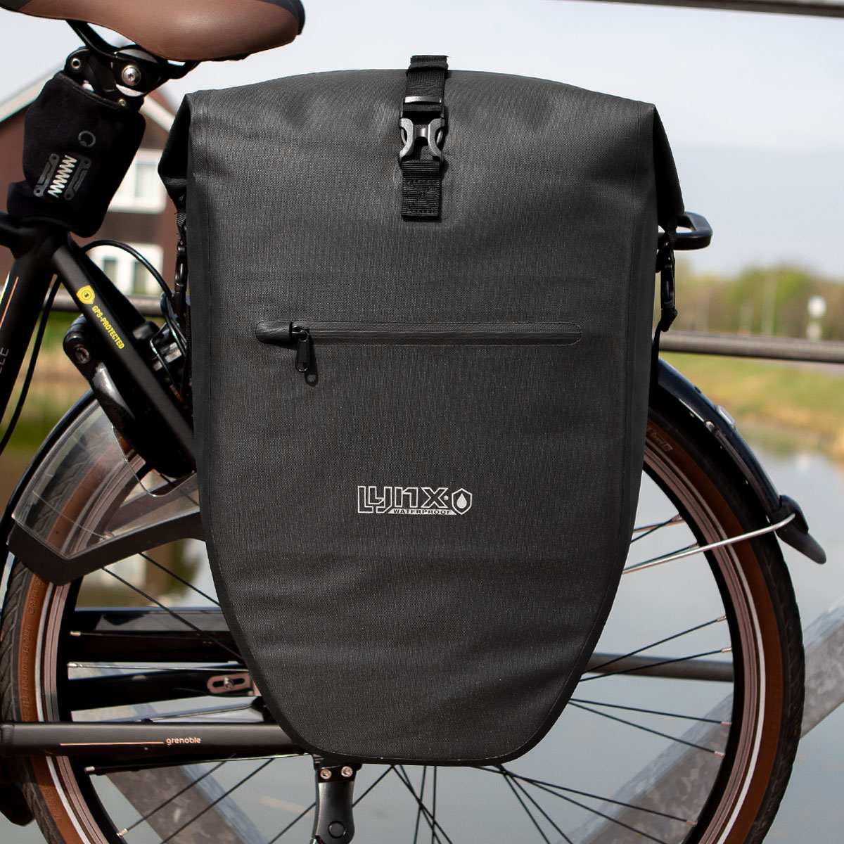 610311.BLA LYNX Enkele fietstas Hayes 31 x 15 x 62 cm